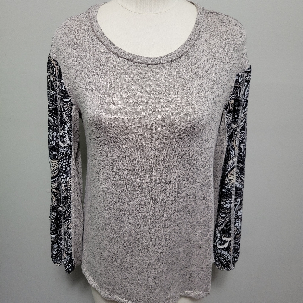 Como Vintage heathered paisley contrast Ballon sleeve blouse size medium